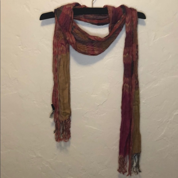 Bundle of 5 Scarves! - Picture 11 of 12